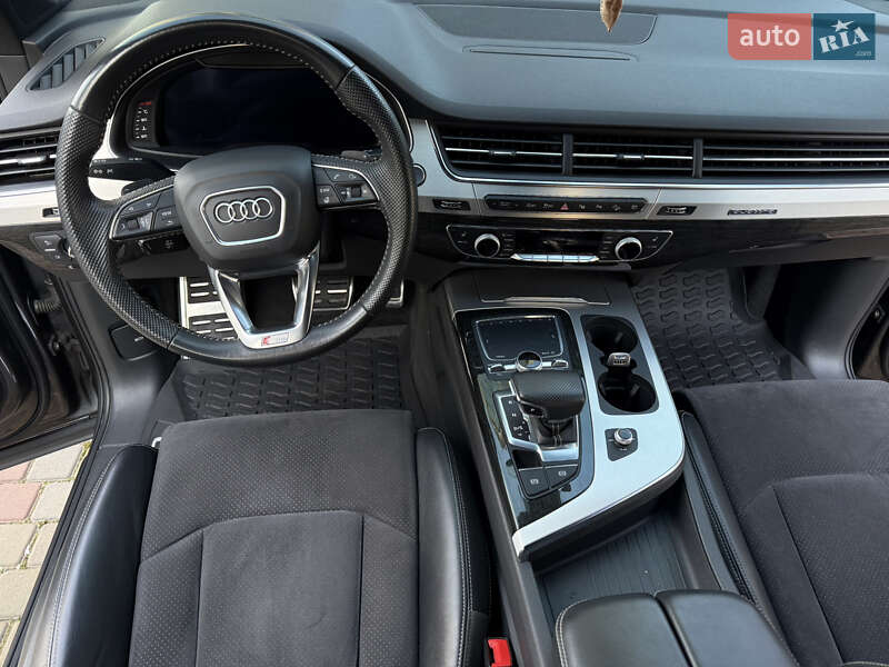 Внедорожник / Кроссовер Audi Q7 2019 в Одессе