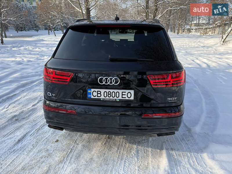 Внедорожник / Кроссовер Audi Q7 2018 в Чернигове