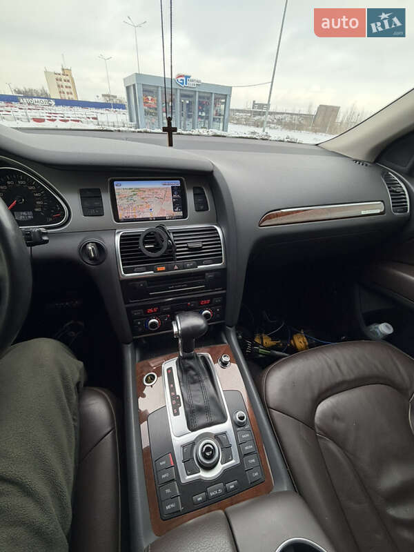 Внедорожник / Кроссовер Audi Q7 2011 в Виннице