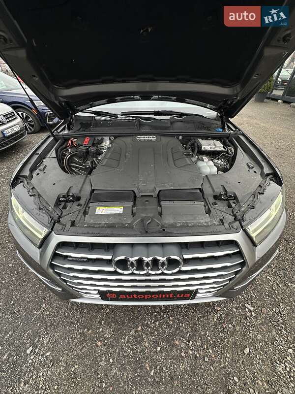 Внедорожник / Кроссовер Audi Q7 2019 в Белогородке