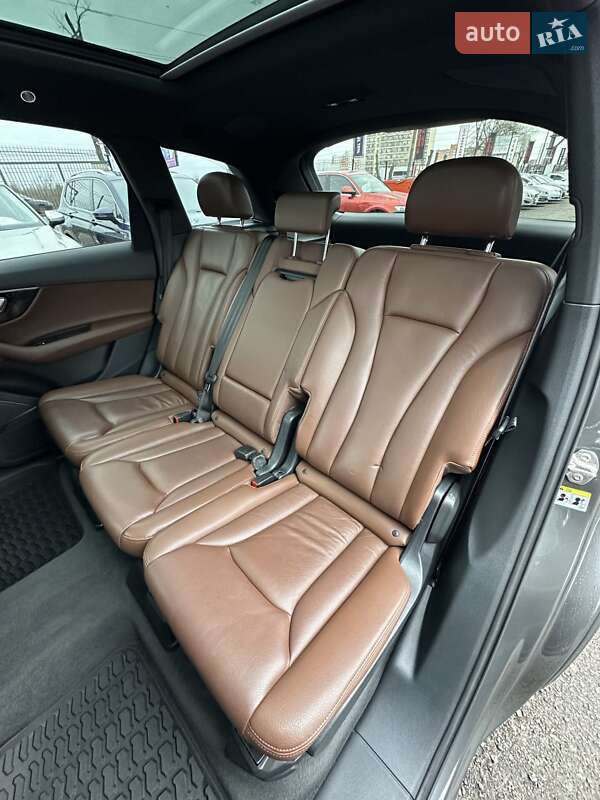 Внедорожник / Кроссовер Audi Q7 2019 в Белогородке