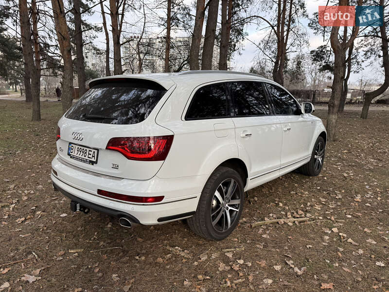 Внедорожник / Кроссовер Audi Q7 2013 в Кременчуге