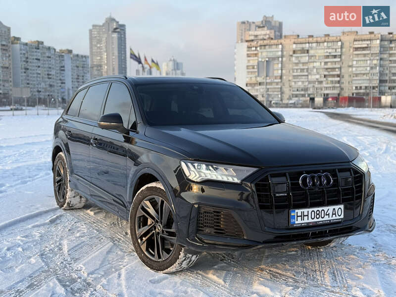 Внедорожник / Кроссовер Audi Q7 2023 в Киеве