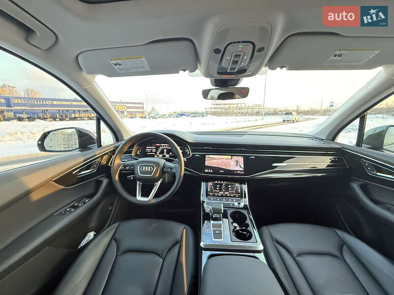 Внедорожник / Кроссовер Audi Q7 2023 в Киеве