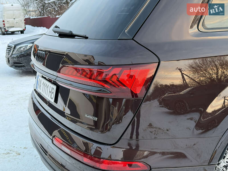 Внедорожник / Кроссовер Audi Q7 2022 в Львове