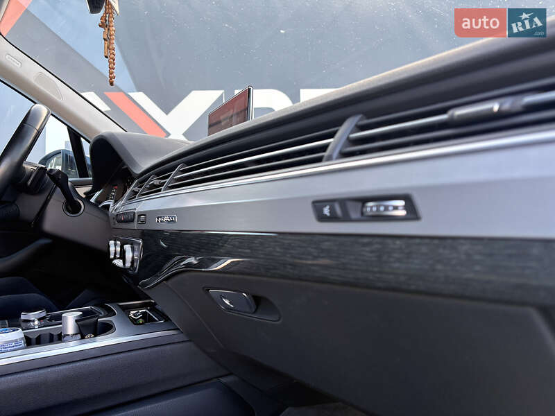 Внедорожник / Кроссовер Audi Q7 2016 в Львове