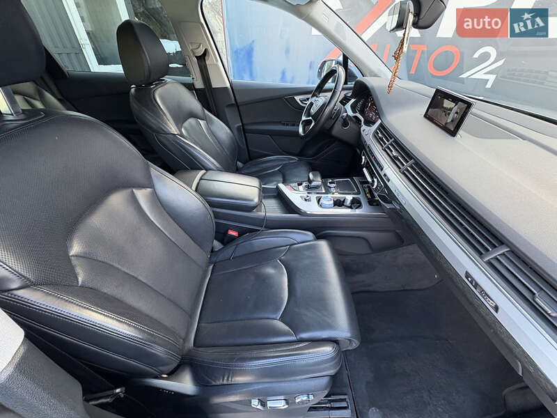 Внедорожник / Кроссовер Audi Q7 2016 в Львове