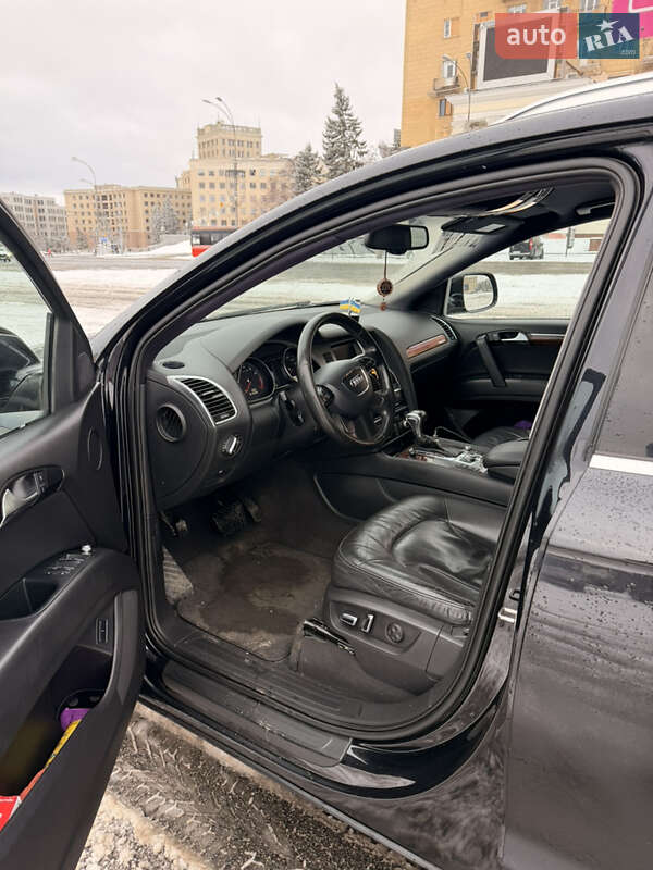 Внедорожник / Кроссовер Audi Q7 2011 в Харькове