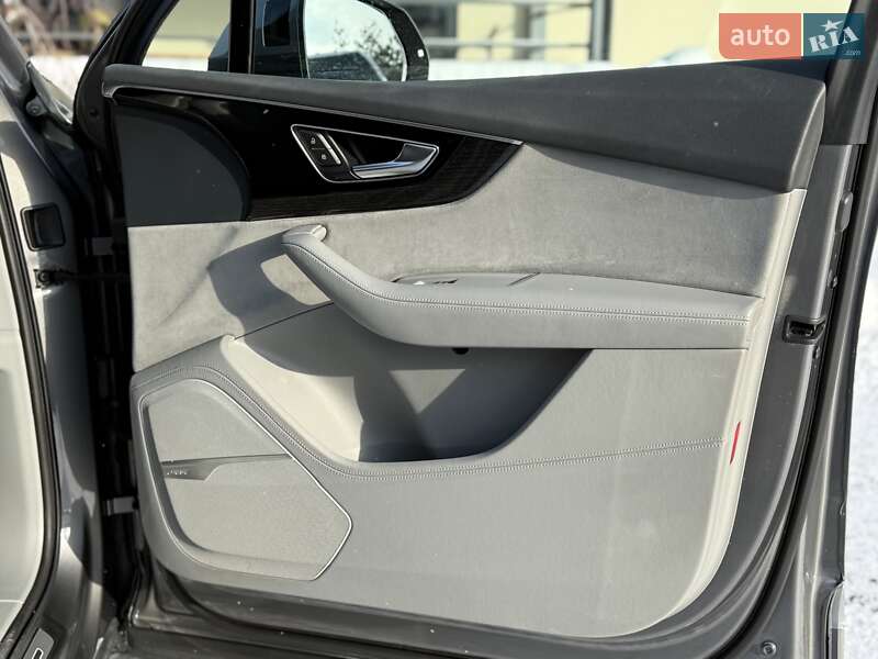 Внедорожник / Кроссовер Audi Q7 2016 в Львове фото 97 Внедорожник / Кроссовер Audi Q7 2016 в Львове