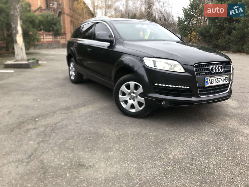 Внедорожник / Кроссовер Audi Q7 2006 в Виннице