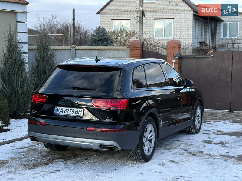 Внедорожник / Кроссовер Audi Q7 2016 в Николаеве