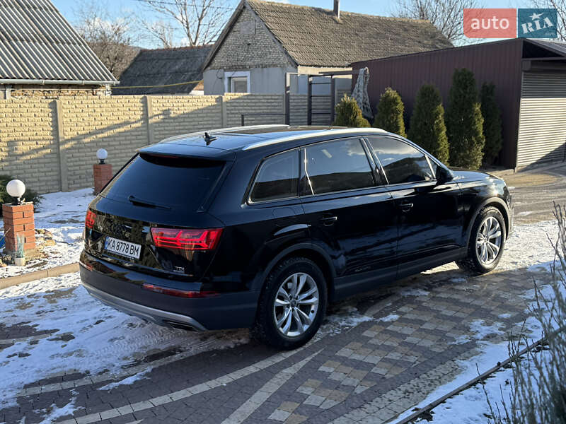 Внедорожник / Кроссовер Audi Q7 2016 в Николаеве