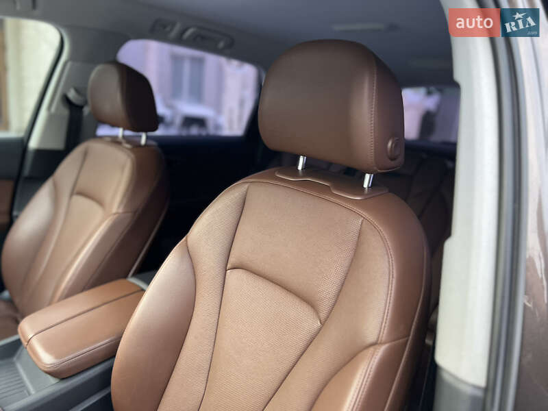 Внедорожник / Кроссовер Audi Q7 2015 в Хмельницком