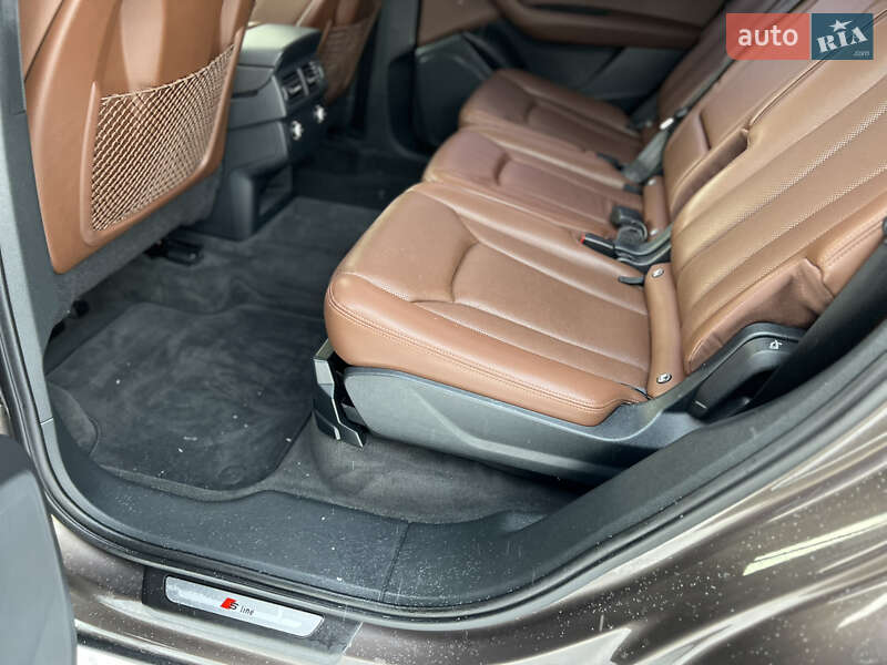 Внедорожник / Кроссовер Audi Q7 2015 в Хмельницком