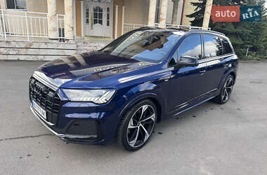Позашляховик / Кросовер Audi Q7 2021 в Тернополі