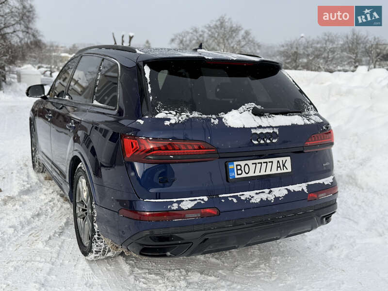 Внедорожник / Кроссовер Audi Q7 2021 в Тернополе