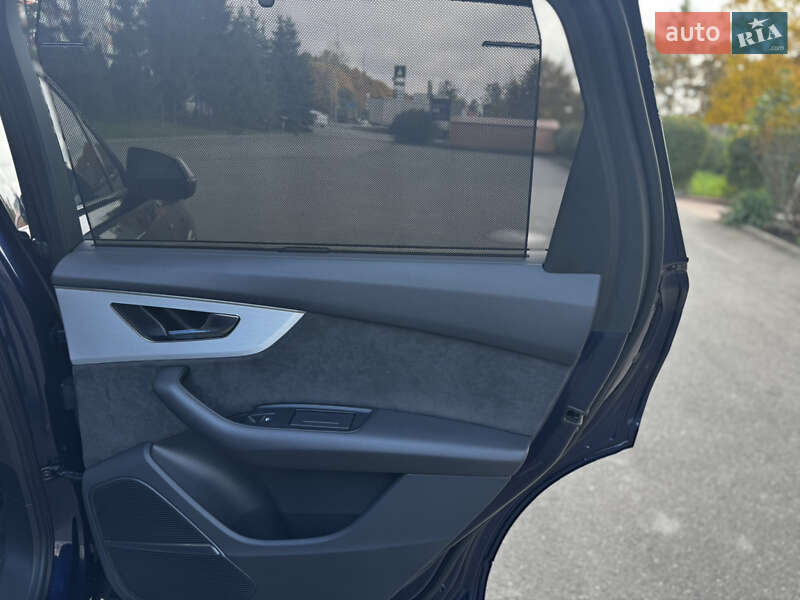 Внедорожник / Кроссовер Audi Q7 2021 в Тернополе