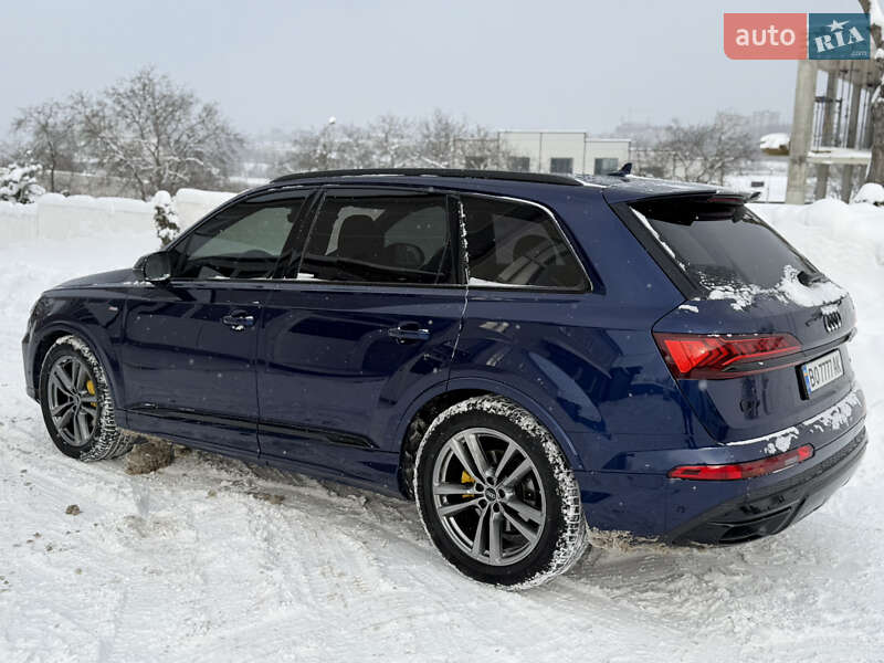 Внедорожник / Кроссовер Audi Q7 2021 в Тернополе