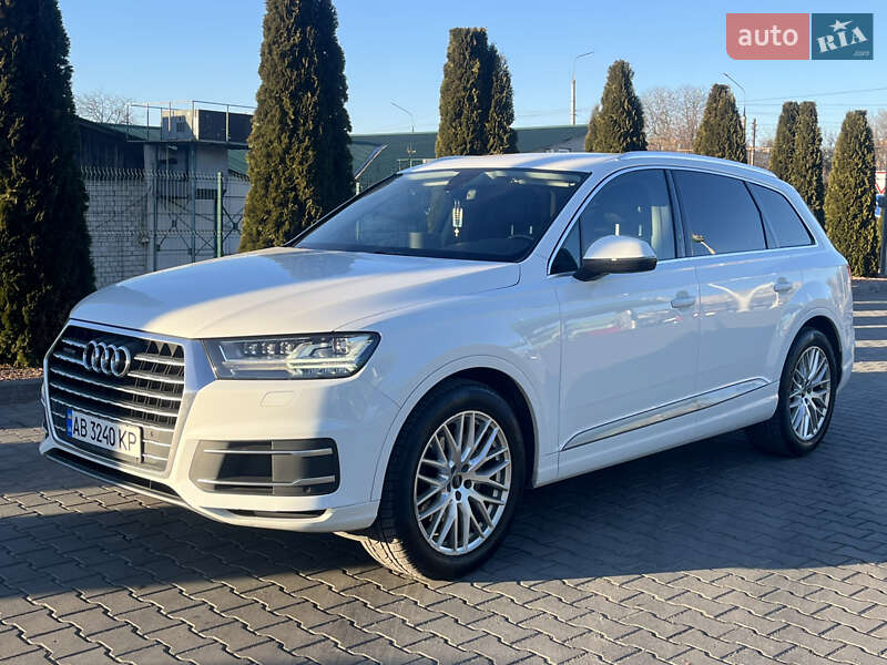 Внедорожник / Кроссовер Audi Q7 2016 в Виннице