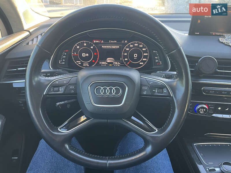 Внедорожник / Кроссовер Audi Q7 2016 в Виннице