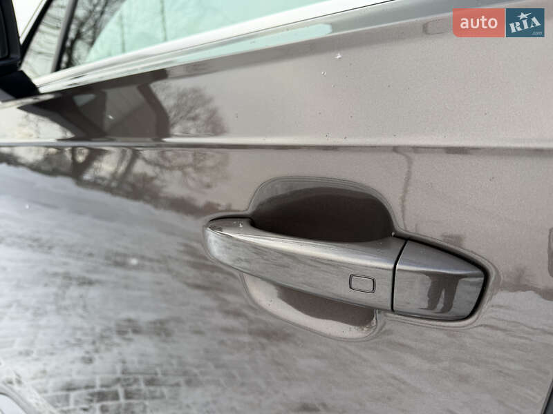 Внедорожник / Кроссовер Audi Q7 2017 в Харькове