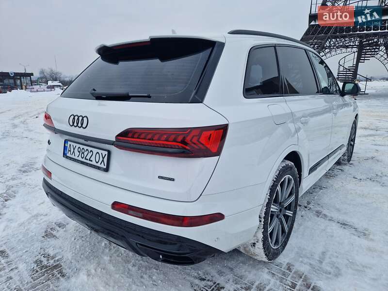 Внедорожник / Кроссовер Audi Q7 2023 в Киеве