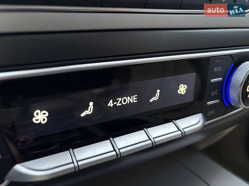 Внедорожник / Кроссовер Audi Q7 2016 в Киеве