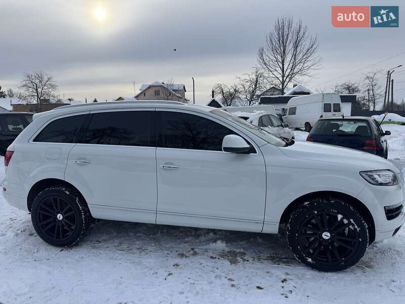 Внедорожник / Кроссовер Audi Q7 2015 в Самборе