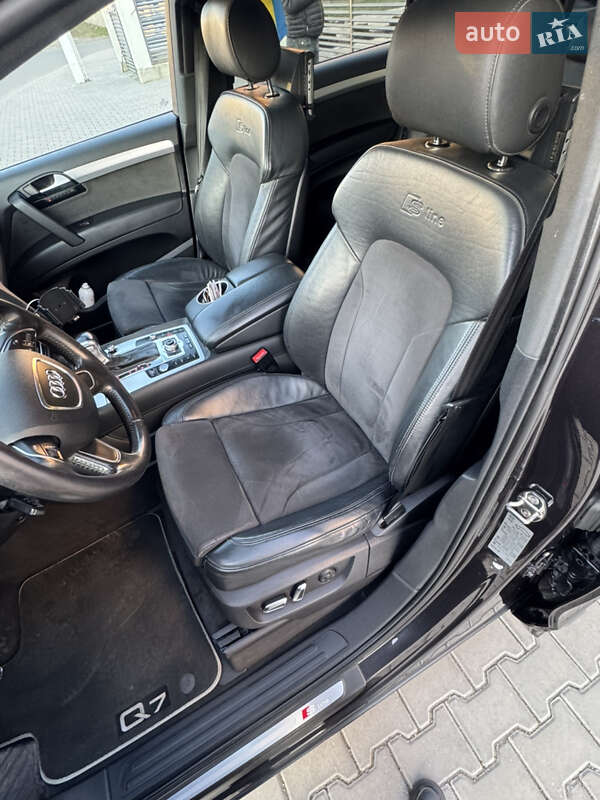 Внедорожник / Кроссовер Audi Q7 2014 в Одессе