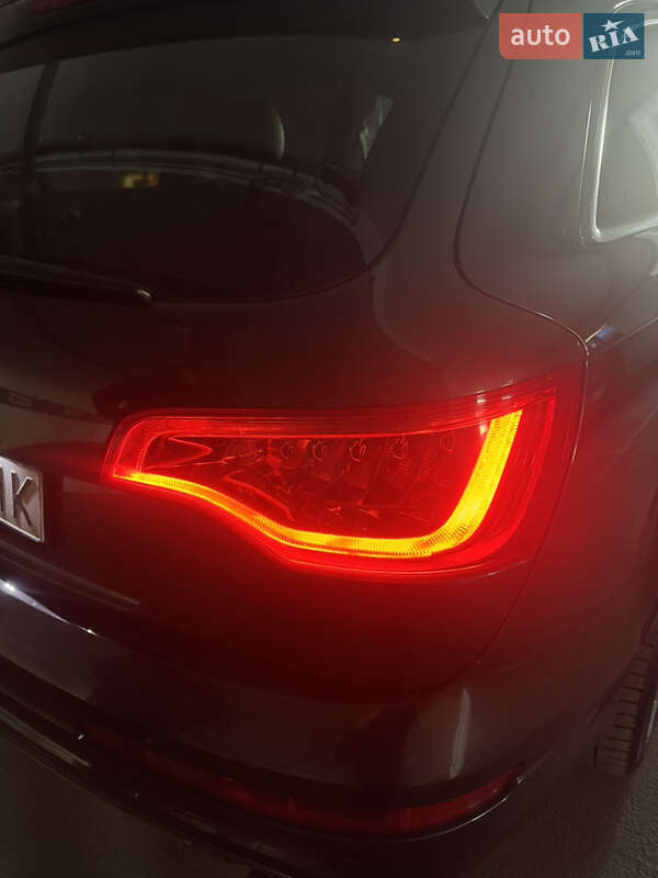 Внедорожник / Кроссовер Audi Q7 2014 в Одессе