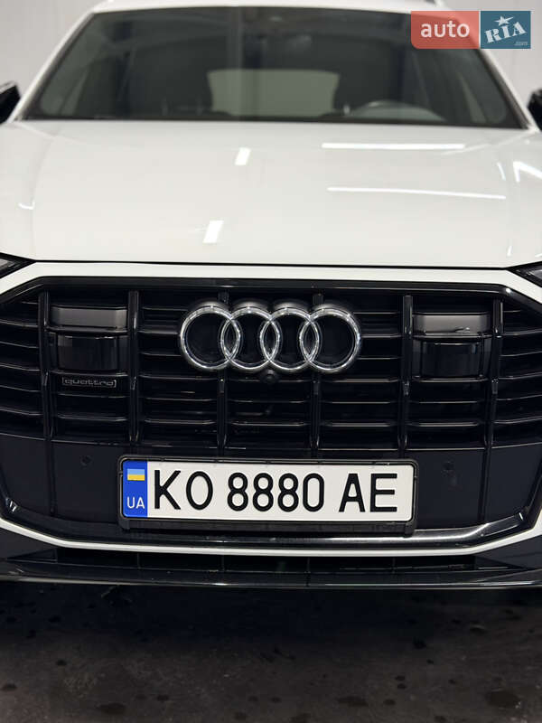 Внедорожник / Кроссовер Audi Q7 2021 в Ильнице