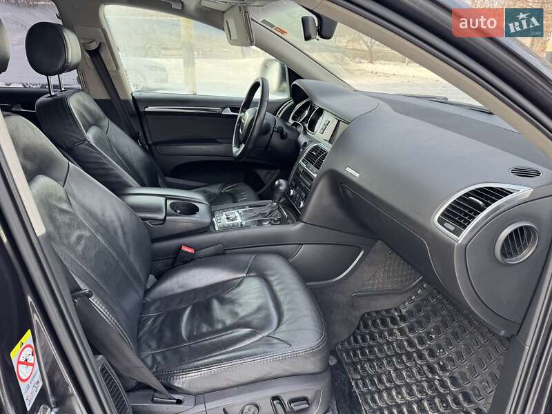 Позашляховик / Кросовер Audi Q7 2008 в Києві