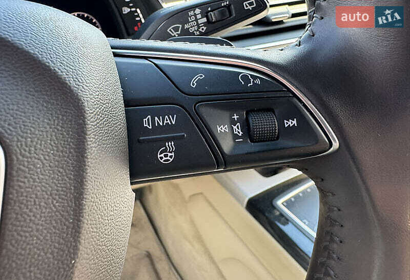 Внедорожник / Кроссовер Audi Q7 2017 в Киеве