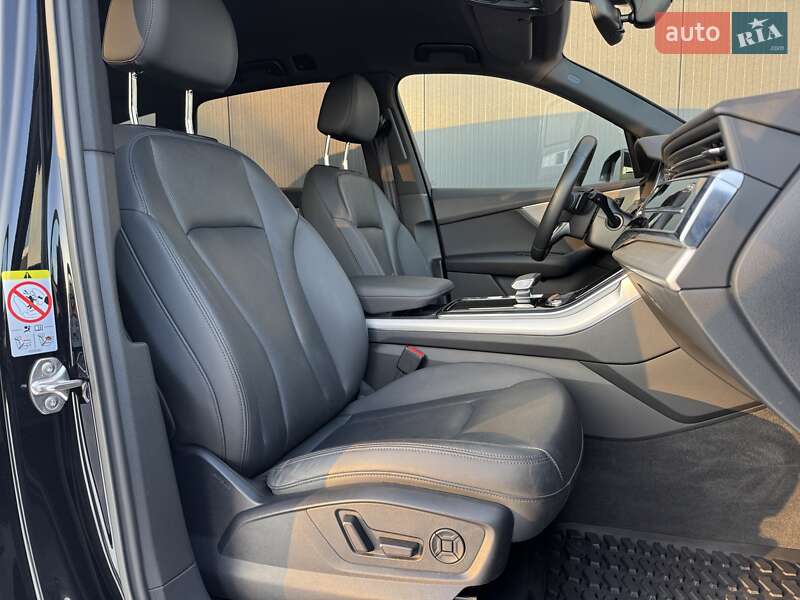 Позашляховик / Кросовер Audi Q7 2020 в Луцьку