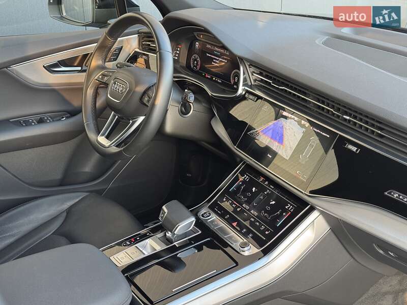 Позашляховик / Кросовер Audi Q7 2020 в Луцьку