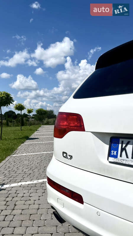 Внедорожник / Кроссовер Audi Q7 2008 в Шепетовке