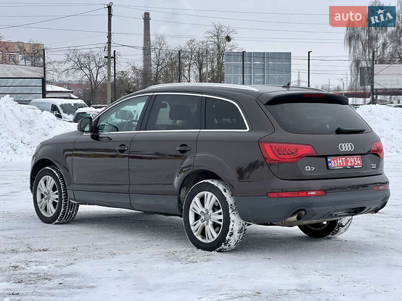 Внедорожник / Кроссовер Audi Q7 2010 в Ровно