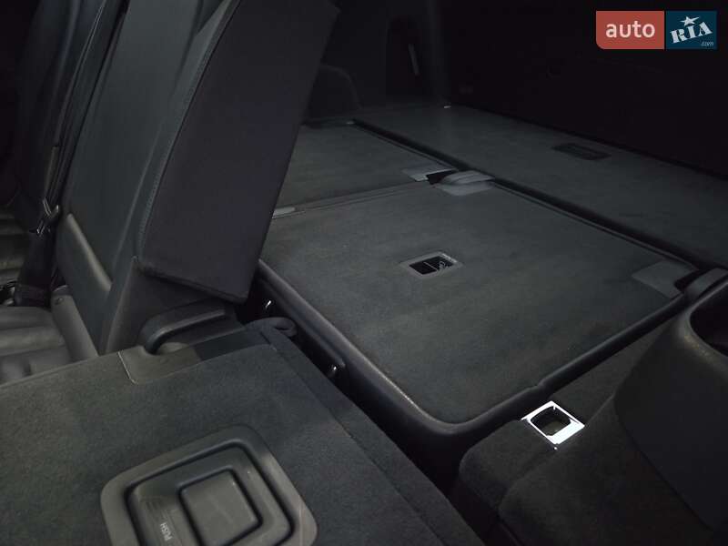 Внедорожник / Кроссовер Audi Q7 2017 в Киеве