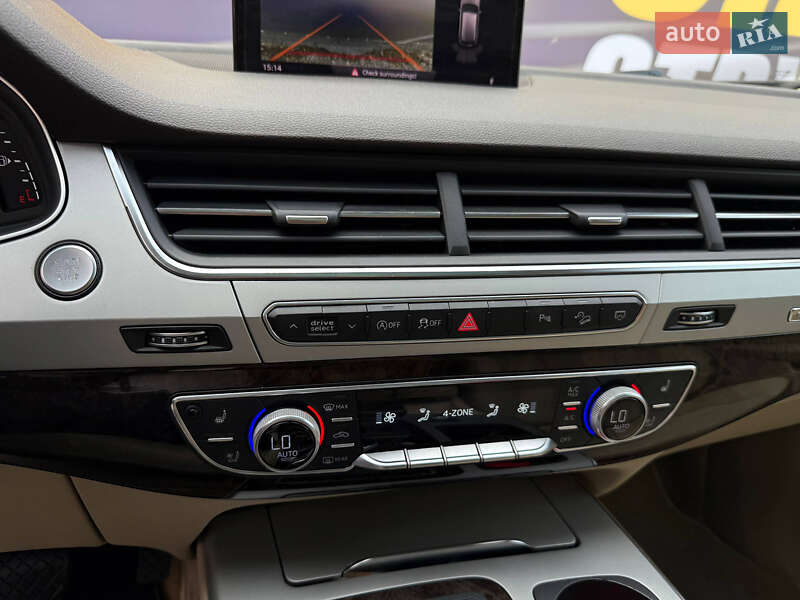 Внедорожник / Кроссовер Audi Q7 2018 в Стрые