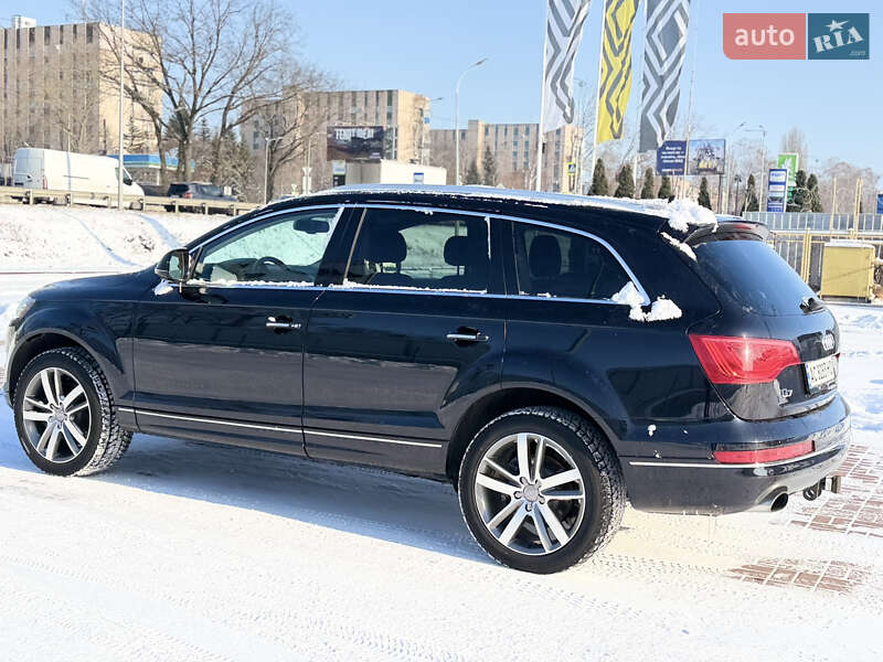 Внедорожник / Кроссовер Audi Q7 2012 в Полтаве