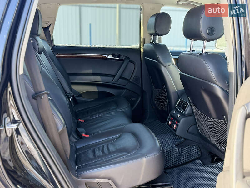 Внедорожник / Кроссовер Audi Q7 2012 в Полтаве