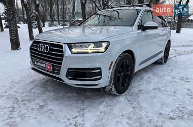 Позашляховик / Кросовер Audi Q7 2017 в Києві