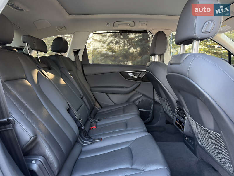 Внедорожник / Кроссовер Audi Q7 2022 в Одессе