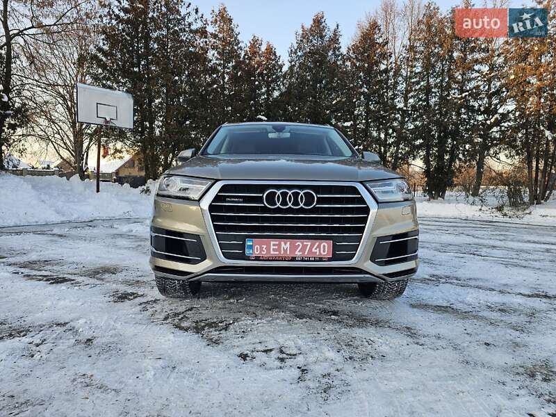 Внедорожник / Кроссовер Audi Q7 2016 в Ковеле