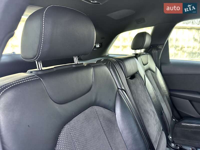 Внедорожник / Кроссовер Audi Q7 2017 в Киеве