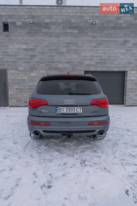 Внедорожник / Кроссовер Audi Q7 2013 в Кременчуге