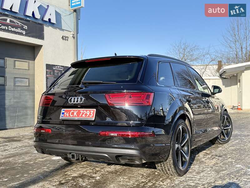 Позашляховик / Кросовер Audi Q7 2018 в Дрогобичі