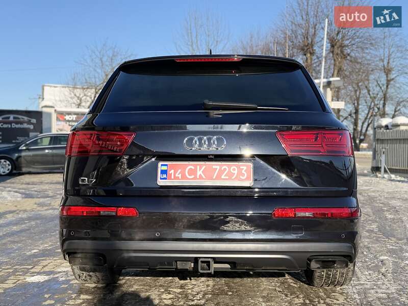 Позашляховик / Кросовер Audi Q7 2018 в Дрогобичі
