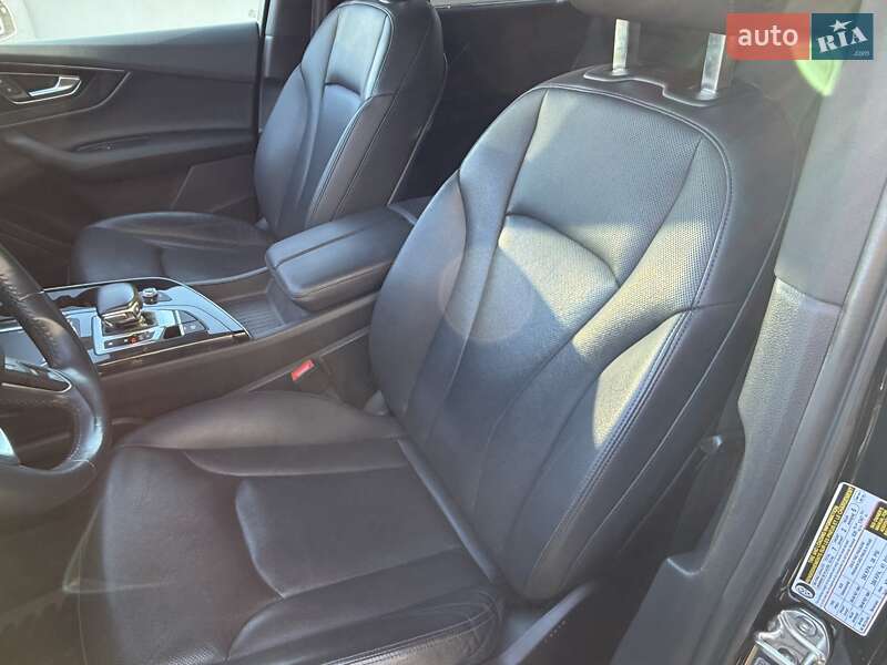 Позашляховик / Кросовер Audi Q7 2018 в Дрогобичі