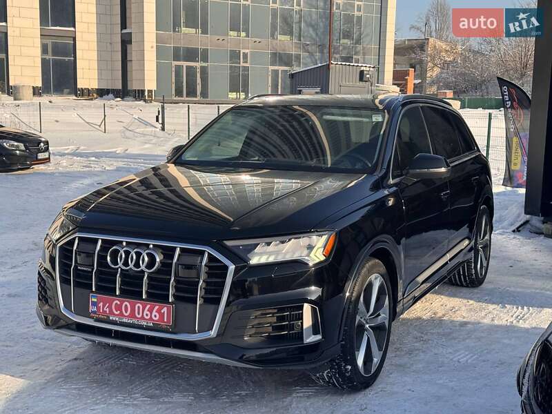 Внедорожник / Кроссовер Audi Q7 2020 в Киеве